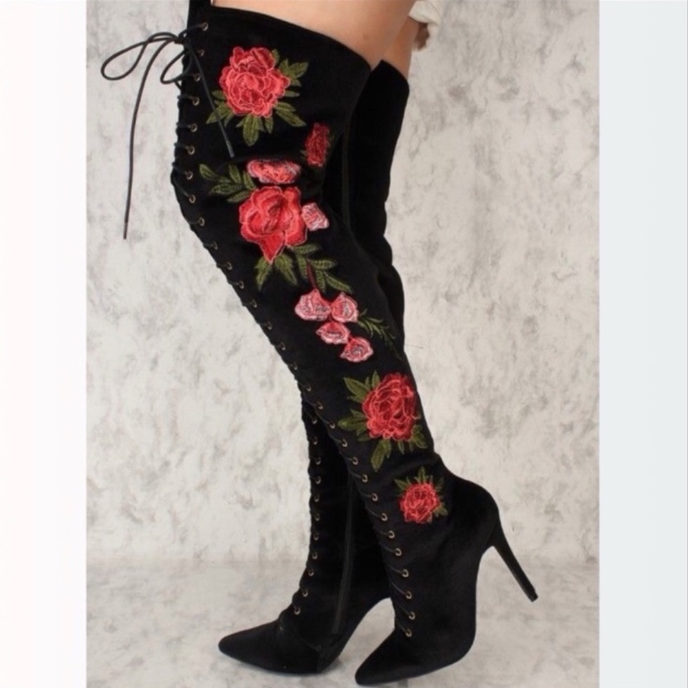 **Size 7.5** Thigh-High Boots 😱